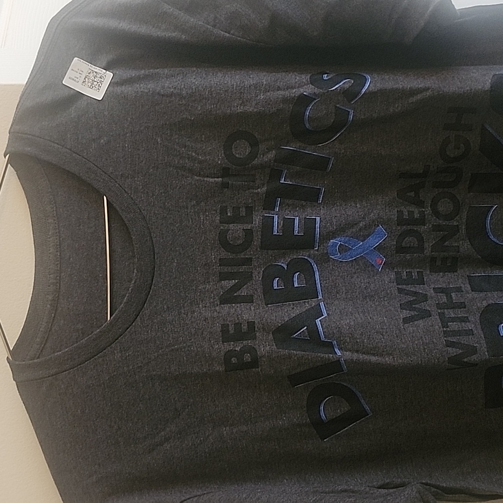 T-SHIRT - Picture 2 of 5